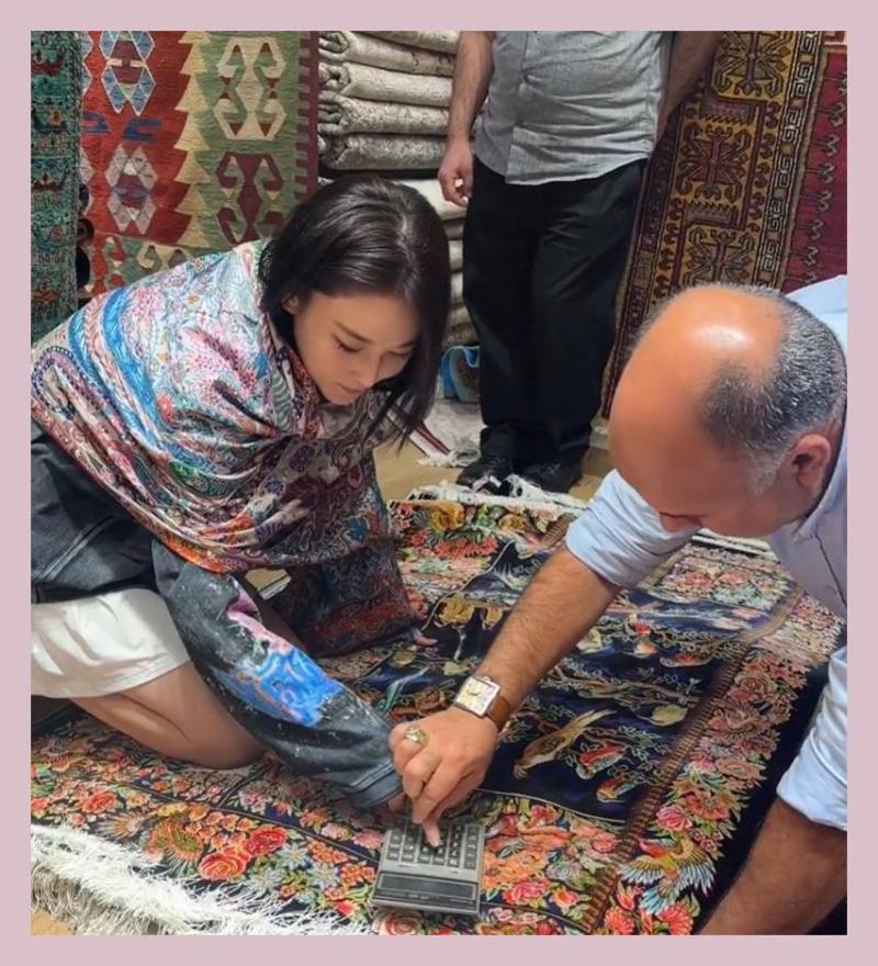 张馨予一家游土耳其,大口吃蒜接地气,妈妈罕见露面身材超好-第8张图片-九妖电影 张馨予一家游土耳其,大口吃蒜接地气,妈妈罕见露面身材超好-第8张图片-九妖电影