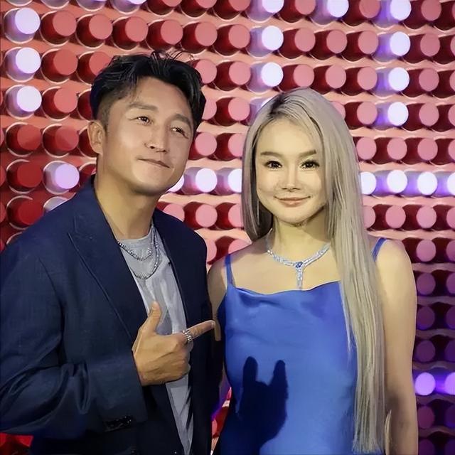 冉莹颖自曝大瓜!3个儿子都是学渣全班倒数,本人北大毕业很受挫-第17张图片-九妖电影 冉莹颖自曝大瓜!3个儿子都是学渣全班倒数,本人北大毕业很受挫-第17张图片-九妖电影