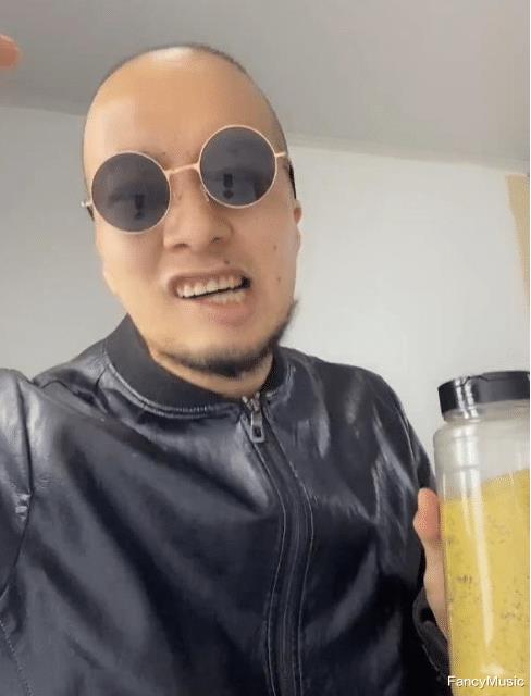被造黄谣、分道扬镳、停更，这5位网红一个比一个可惜！-第5张图片-九妖电影