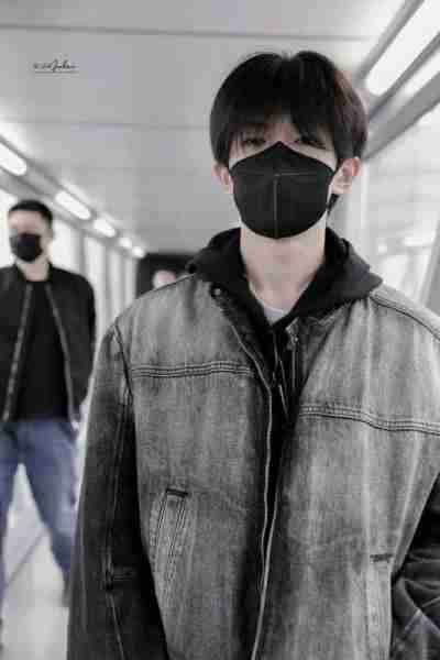 易烊千玺7年后再去丹麦爱了爱了-第7张图片-九妖电影
