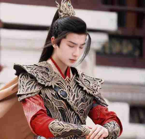 少年白马醉春风VS少年歌行，同一演员饰演不同角色，口碑天差地别-第6张图片-九妖电影