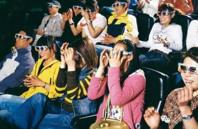 【影院知识】4D影院座椅让电影动起来（4d电影椅子会晃动吗）-第5张图片-九妖电影