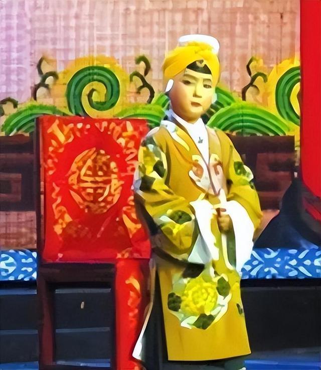 4岁上梨园春,6岁上春晚,9岁不幸早逝,童星邓鸣贺你如何看待?(梨园春少儿总决赛)-第24张图片-九妖电影 4岁上梨园春,6岁上春晚,9岁不幸早逝,童星邓鸣贺你如何看待?(梨园春少儿总决赛)-第24张图片-九妖电影