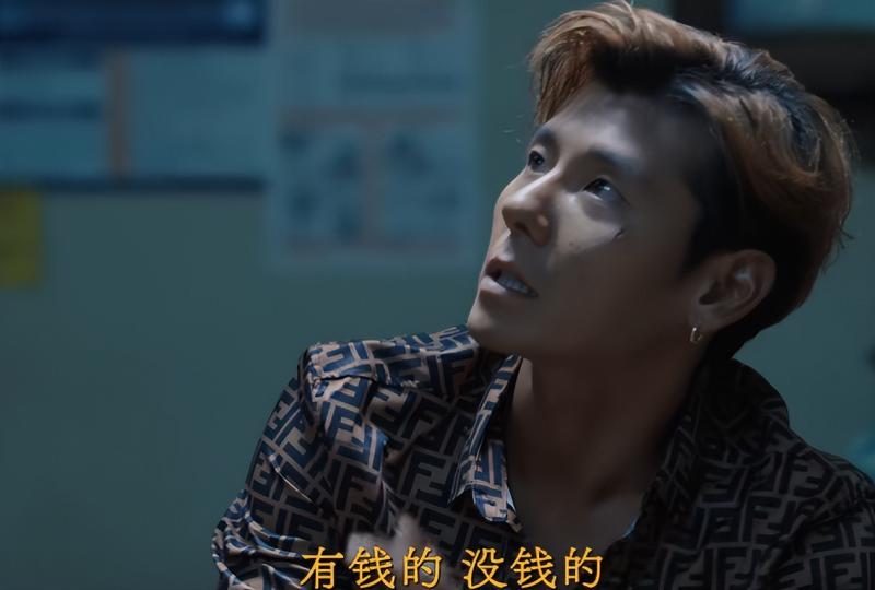 同样是犯罪剧，把张艺谋《雪迷宫》与曹保平《边水往事》一对比，差距一目了然（张艺谋电影大片有哪些）-第13张图片-九妖电影
