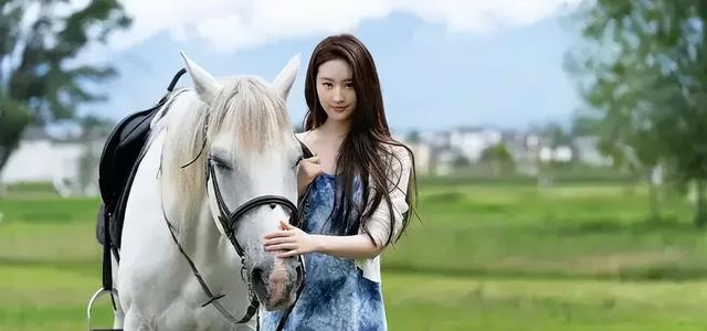 给近三年最好的10部国产剧排名:《狂飙》才第8,第1名没有争议(近几年国产高口碑电视剧)-第11张图片-九妖电影 给近三年最好的10部国产剧排名:《狂飙》才第8,第1名没有争议(近几年国产高口碑电视剧)-第11张图片-九妖电影