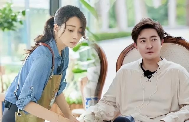 《小夫妻》定档央八,本是冲着殷桃去的,却被40岁女二号吸引了(小夫妇组合)-第5张图片-九妖电影 《小夫妻》定档央八,本是冲着殷桃去的,却被40岁女二号吸引了(小夫妇组合)-第5张图片-九妖电影