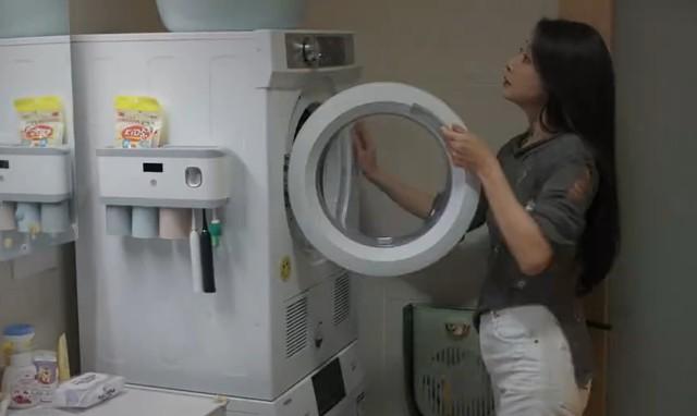 《小夫妻》定档央八,本是冲着殷桃去的,却被40岁女二号吸引了(小夫妇组合)-第7张图片-九妖电影 《小夫妻》定档央八,本是冲着殷桃去的,却被40岁女二号吸引了(小夫妇组合)-第7张图片-九妖电影