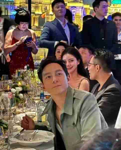 被嘲发福变老的吴彦祖，50岁又帅​回了颜值巅峰！（吴彦祖老了的样子）-第5张图片-九妖电影