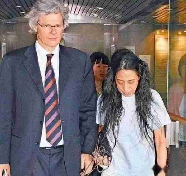 赌王长女何超英去世，家人拒出席葬礼，霍震霆送她最后一程（何超仪发文缅怀赌王）-第11张图片-九妖电影