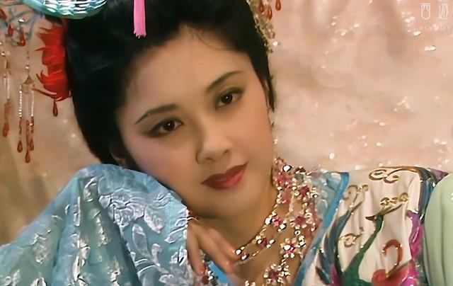 没本事就别翻拍,这十位角色的央视版VS新版,放一起就是降维打击(2020年央视频道改版)-第18张图片-九妖电影 没本事就别翻拍,这十位角色的央视版VS新版,放一起就是降维打击(2020年央视频道改版)-第18张图片-九妖电影
