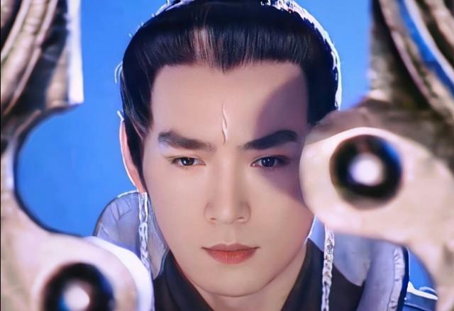 没本事就别翻拍,这十位角色的央视版VS新版,放一起就是降维打击(2020年央视频道改版)-第26张图片-九妖电影 没本事就别翻拍,这十位角色的央视版VS新版,放一起就是降维打击(2020年央视频道改版)-第26张图片-九妖电影