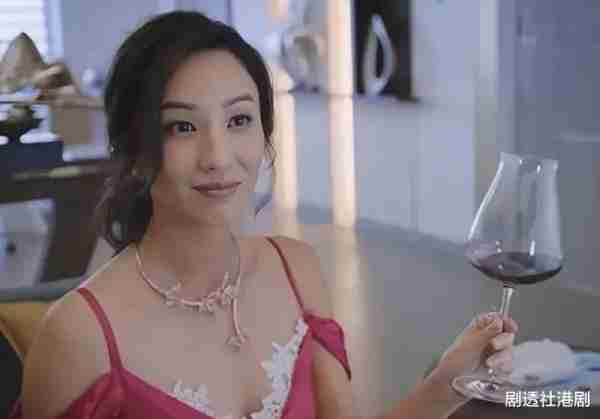 知名港星举家搬离上海，宣布重回香港生活，努力教女儿认繁体字（住上海的香港明星）-第6张图片-九妖电影