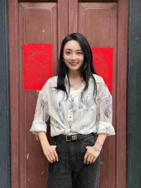 长相不够大气,演了8次女主角也没红,出道20年仍叫不出她名字(没演技的女演员)-第10张图片-九妖电影 长相不够大气,演了8次女主角也没红,出道20年仍叫不出她名字(没演技的女演员)-第10张图片-九妖电影