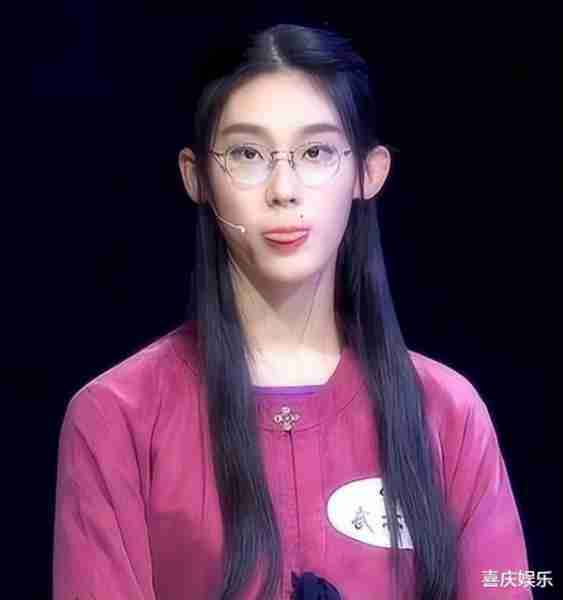 事实证明，“消失”多年的清华才女武亦姝，证实了董卿当年没说错（清华才女武亦姝家教采访是哪一集）-第12张图片-九妖电影