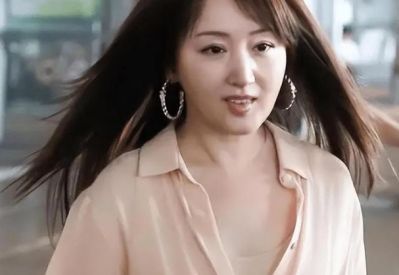 杨钰莹与毛宁：28年隐秘爱情，遗憾与成长的真实故事-第1张图片-九妖电影