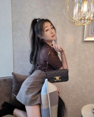 小彩旗：从春晚舞台到影视转型，她的消失与选择揭秘-第1张图片-九妖电影