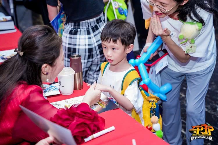 电影《喜羊羊与灰太狼之守护》举行“守护19”周年庆生签绘活动-第8张图片-九妖电影