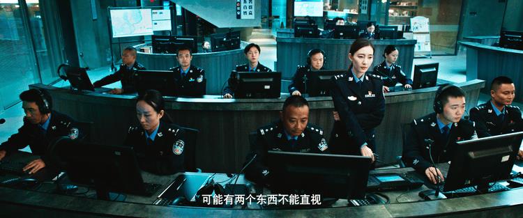 细思极恐，《金钱堡垒》海报藏3大玄机，观众：个个都在挑战尺度-第7张图片-九妖电影
