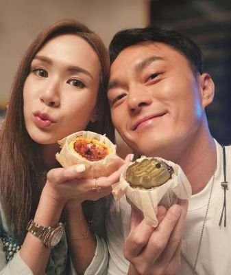73岁李龙基与未婚妻高调爱情：牢狱之痛不隔真情-第1张图片-九妖电影