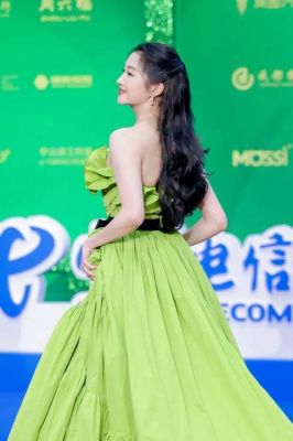 徐艺洋婚后复工首秀，幸福生活与事业双丰收-第1张图片-九妖电影