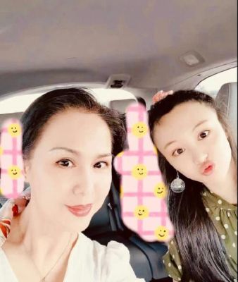 郑爽最新全家福曝光，庆生背后藏着令人唏嘘的真相-第1张图片-九妖电影