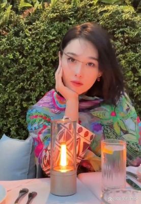 何捷转业年薪15万遭嘲，张馨予回应：爱情超越金钱价值-第1张图片-九妖电影