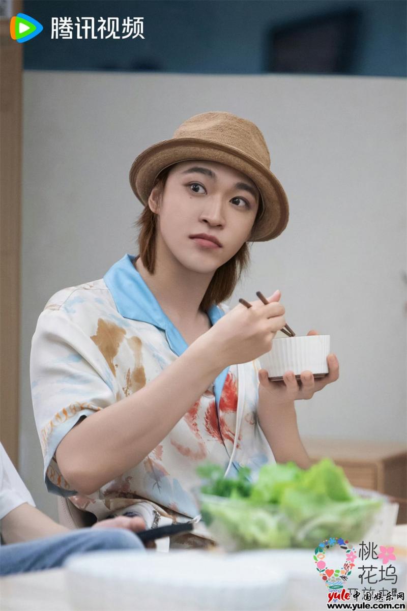 赞多加盟《桃花坞开放中》第三季 以新“坞民”身份体验旷野生活（桃花坞选坞长）-第3张图片-九妖电影