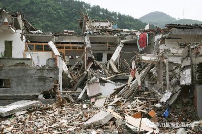 李明德曝光真实经济状况，回应狗仔质疑并捐助西藏地震灾区-第1张图片-九妖电影