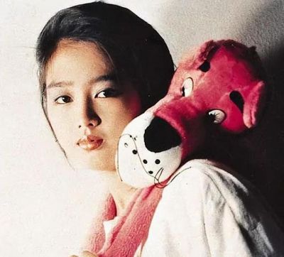 刘德华与喻可欣：爱情与名利的纠葛背后故事-第1张图片-九妖电影