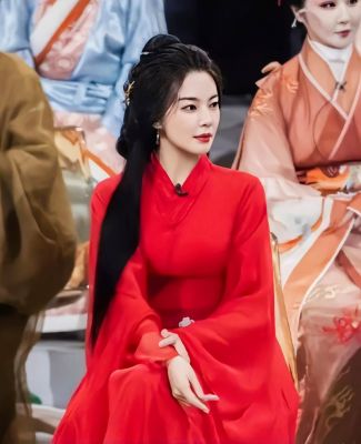 张雨绮春节档新片遭遇冷遇，昔日星女郎今何在？-第1张图片-九妖电影