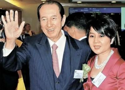 奚梦瑶的豪门逆袭：从“透明人”到C位的华丽转变-第1张图片-九妖电影
