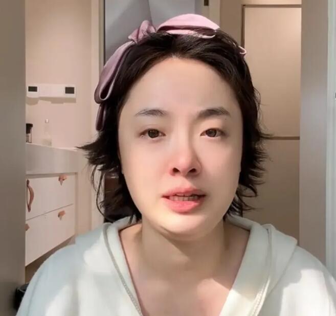 孙铱因怀孕后生化做体检查出脑动脉瘤 二胎也没了-第1张图片-九妖电影
