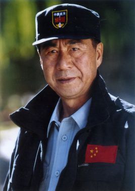 王虎城(王虎城一家三口照片)-第1张图片-九妖电影 王虎城(王虎城一家三口照片)-第1张图片-九妖电影