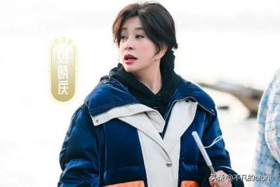 刘晓庆李小冉争鱼引爆综艺，向太霸气亮相引热议-第1张图片-九妖电影