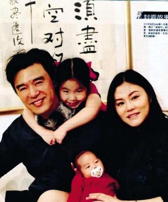钟镇涛与女儿钟嘉晴重聚，继母范姜深情感动母女情-第1张图片-九妖电影