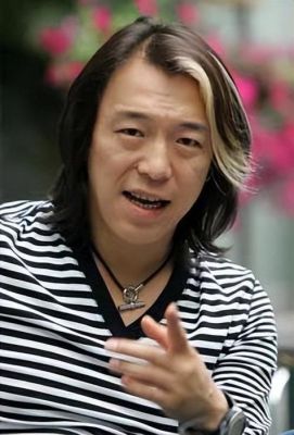 长发男星大比拼：谁才是“颜霸”？-第1张图片-九妖电影
