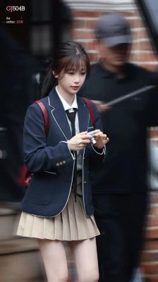 从争议到认可：虞书欣引发女性自我价值的觉醒之路-第1张图片-九妖电影