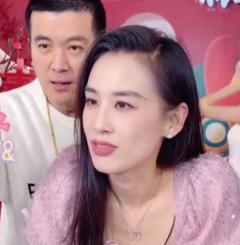 杨子回应“直播求婚”：被黄圣依骂了5分钟-第1张图片-九妖电影