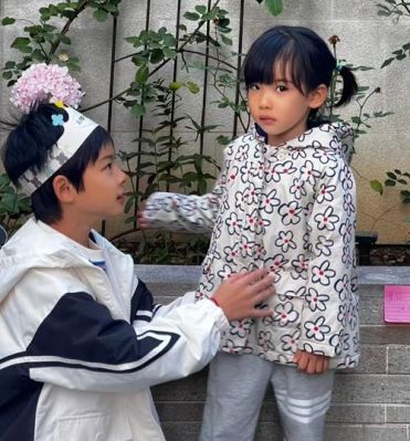 刘璇与王弢的爱情故事：九年甜蜜婚姻与美好家庭生活-第1张图片-九妖电影