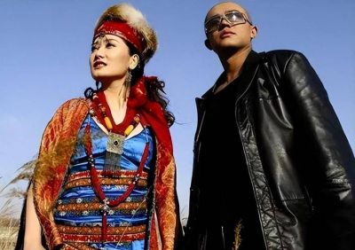 玲花与曾毅：传奇组合的感人故事与音乐之路-第1张图片-九妖电影