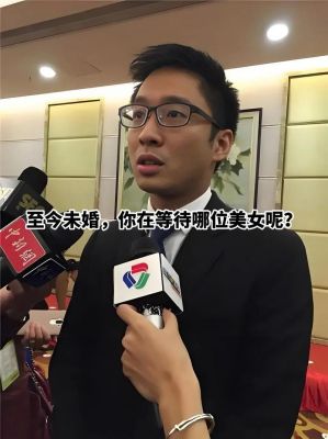 霍启山新恋情曝光：神秘女子引热议，杭州绅士的爱情故事如何发展？-第1张图片-九妖电影