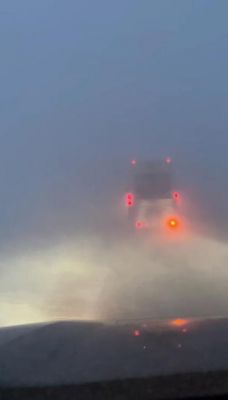 关楚耀冰岛自驾游遭遇暴风雪，紧急脱困安全归来-第1张图片-九妖电影