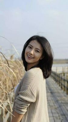 于小伟与国民女神的恋爱与成长：从烟火到家庭幸福-第1张图片-九妖电影
