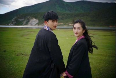 谢娜与张杰的爱情故事：双胞胎女儿成长记-第1张图片-九妖电影
