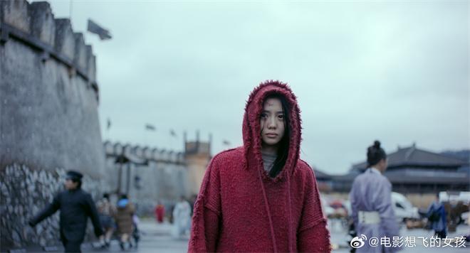 对我的眼睛很好!刘浩存文琪《想飞的女孩》曝预告（刘浩存你看我眼睛大不大）-第3张图片-九妖电影