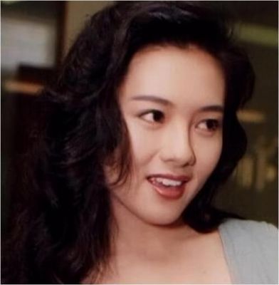 王祖蓝甜蜜乌龙惊喜：庆祝十年婚姻，马尔代夫浪漫之旅-第1张图片-九妖电影