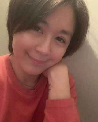 陈妙瑛：52岁优雅女神，美容王国背后的传奇人生揭秘-第1张图片-九妖电影