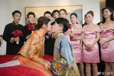 陈晓陈妍希宣布离婚：九年婚姻的甜蜜与疏离回顾-第1张图片-九妖电影