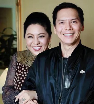 向太年轻美照引热议，婆媳神似显缘分奇妙-第1张图片-九妖电影