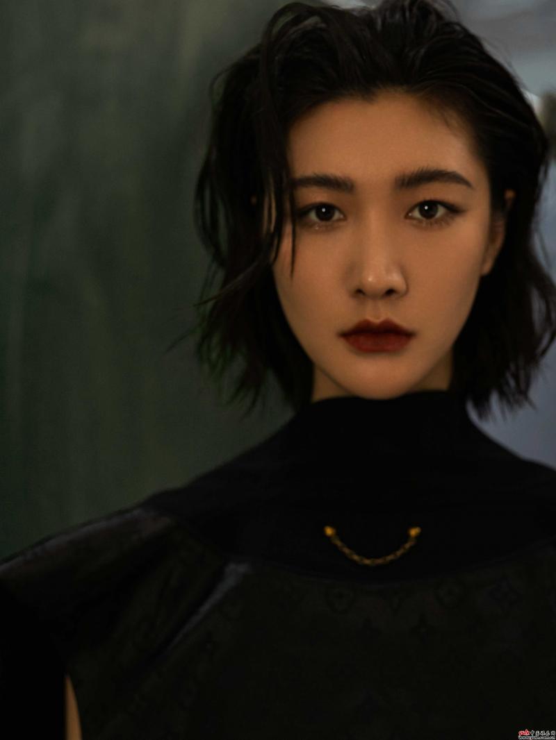李嘉颐携手博纳家 共赴光影星辰（李嘉昭个人资料）-第1张图片-九妖电影
